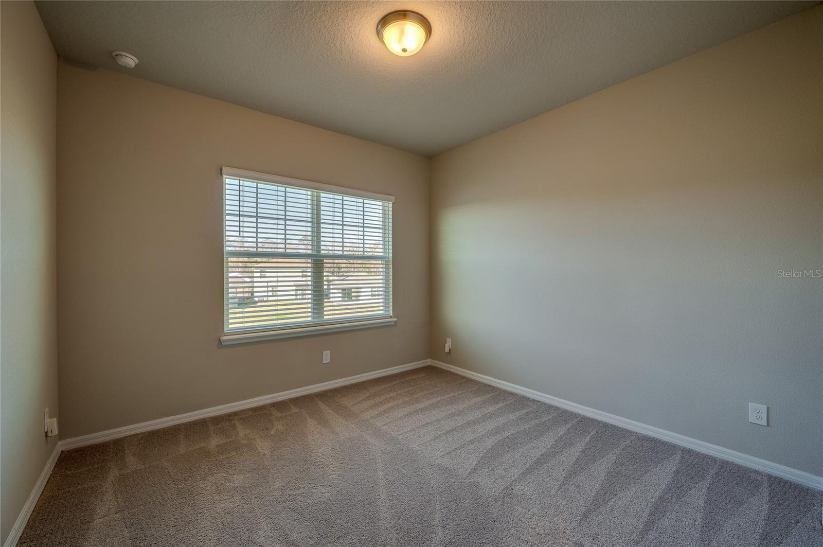 Image 33 of 81 For 2912 Meleto Boulevard