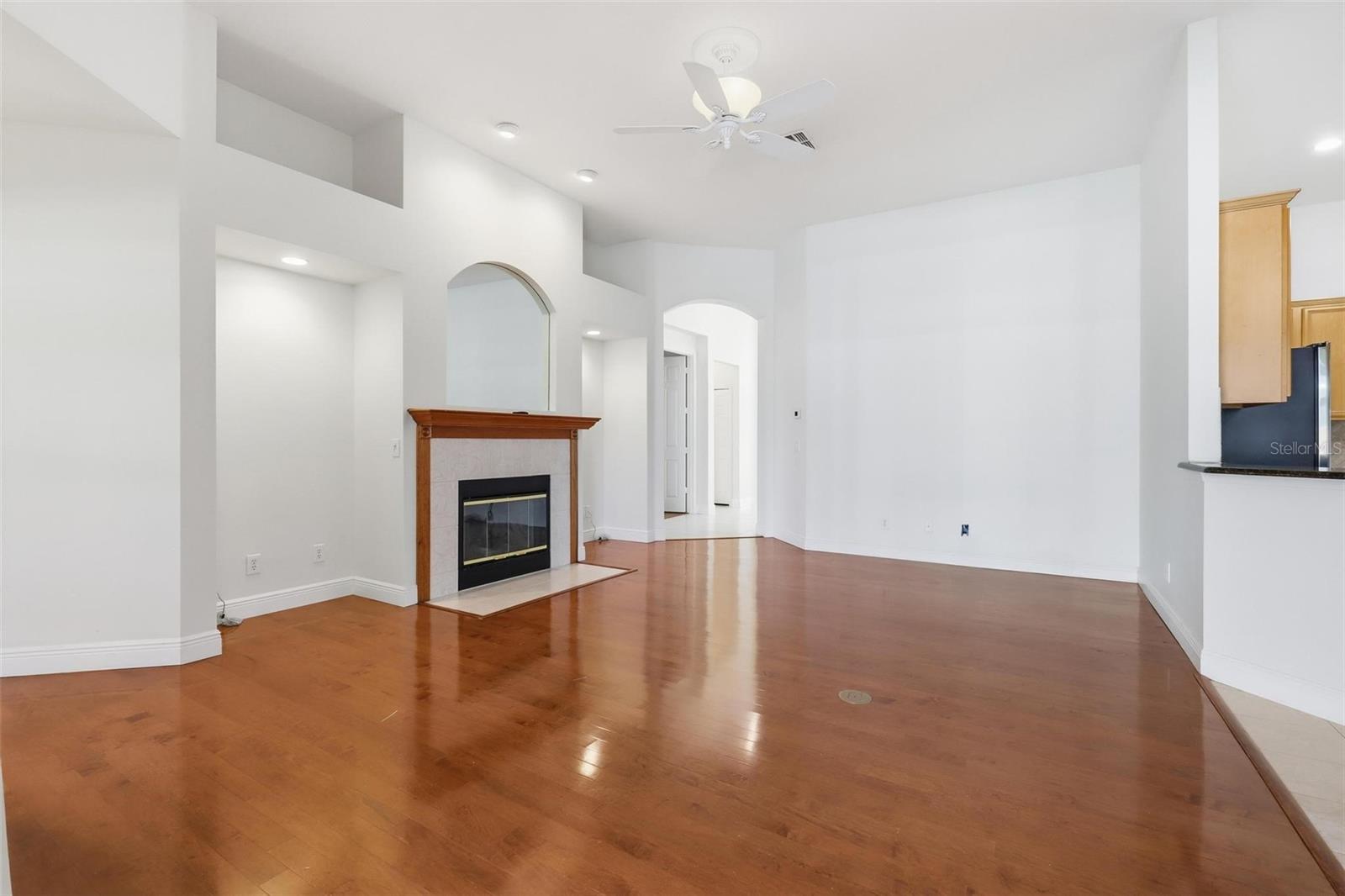 Image 17 of 57 For 1333 Branch Hill Court