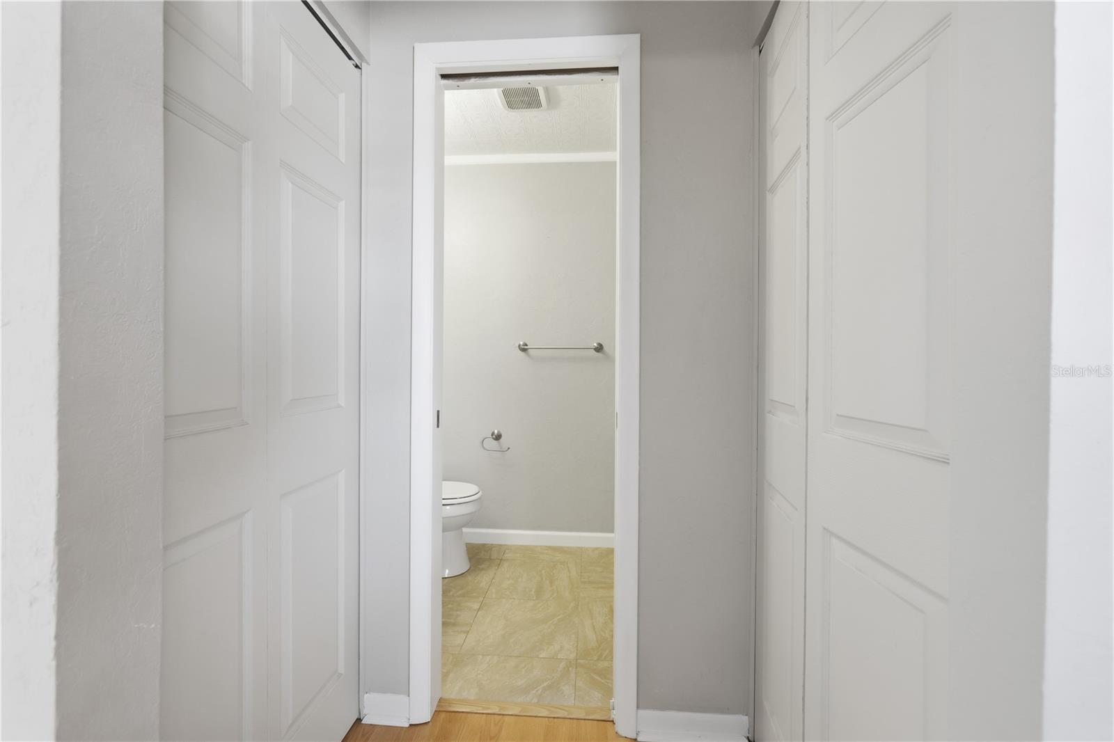 Image 15 of 27 For 3008 Calumet Drive