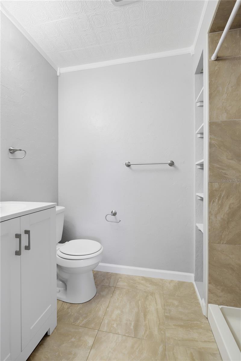 Image 16 of 27 For 3008 Calumet Drive