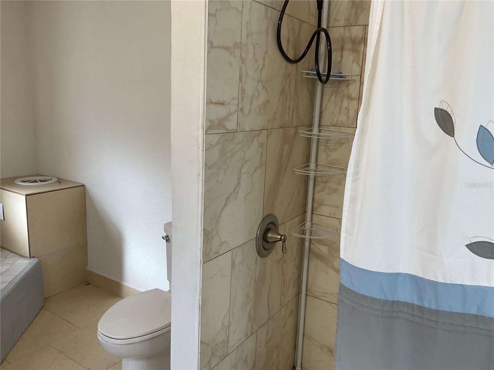 Image 10 of 17 For 39211 Coot Drive