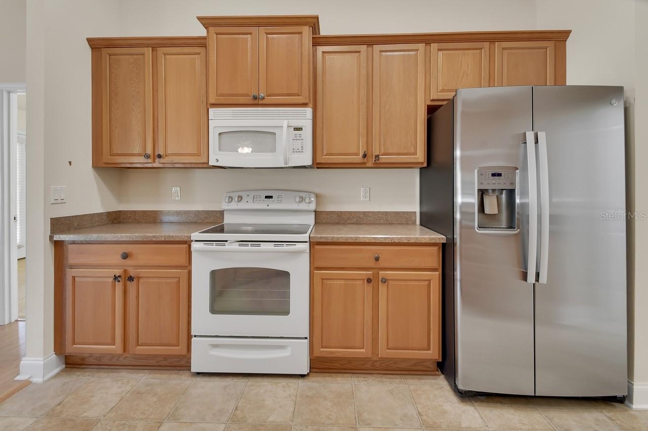 Image 11 of 41 For 609 River Fern Lane