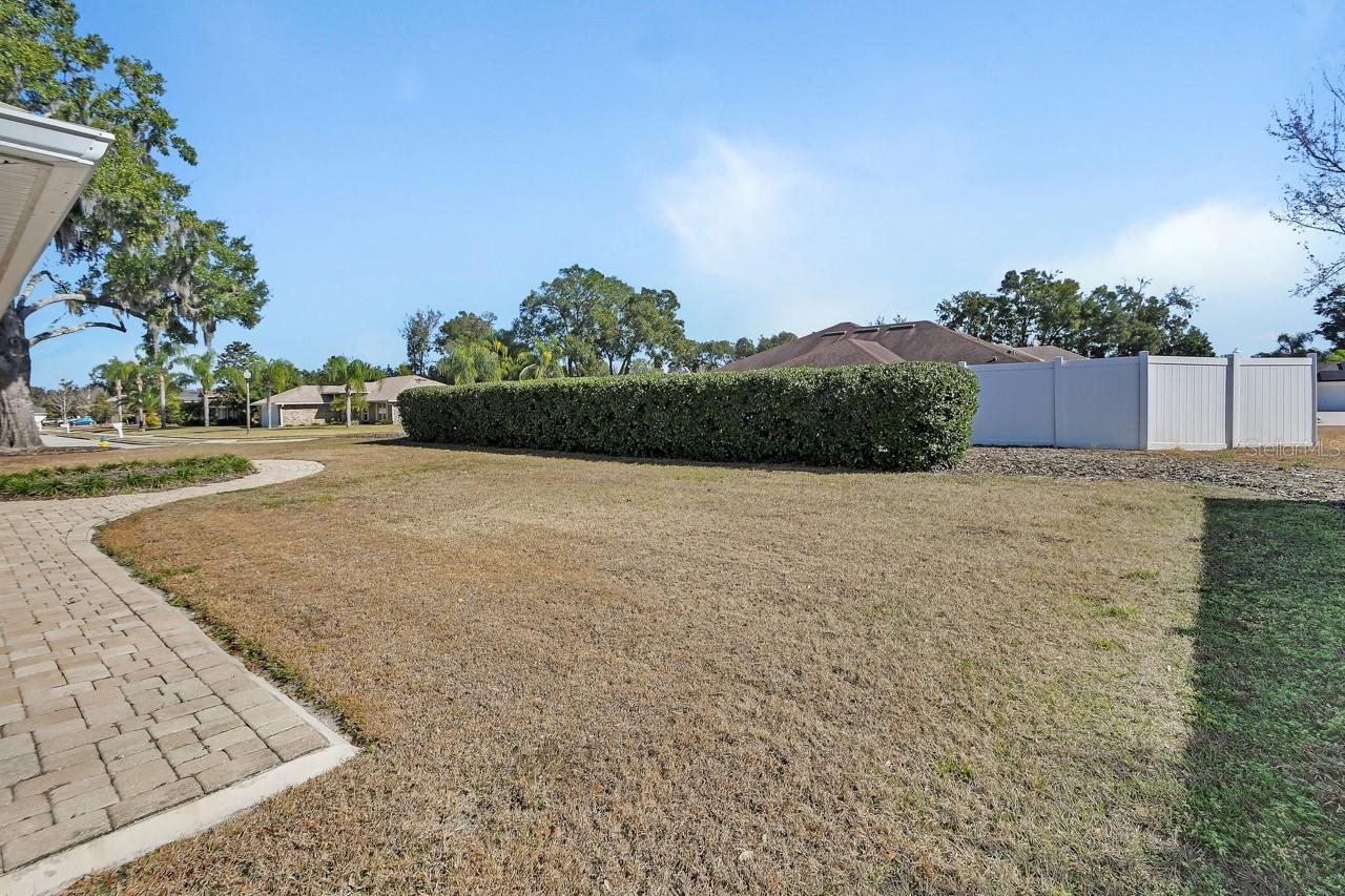 Image 35 of 41 For 609 River Fern Lane