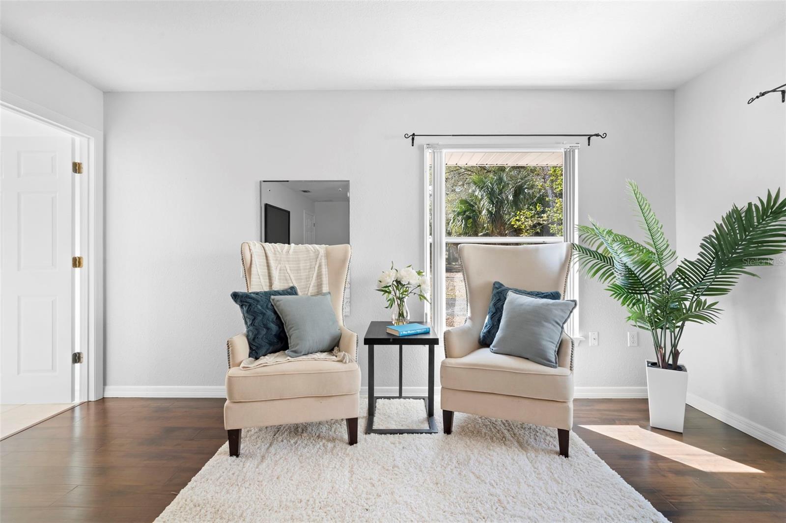 Image 18 of 52 For 2053 Bond Road