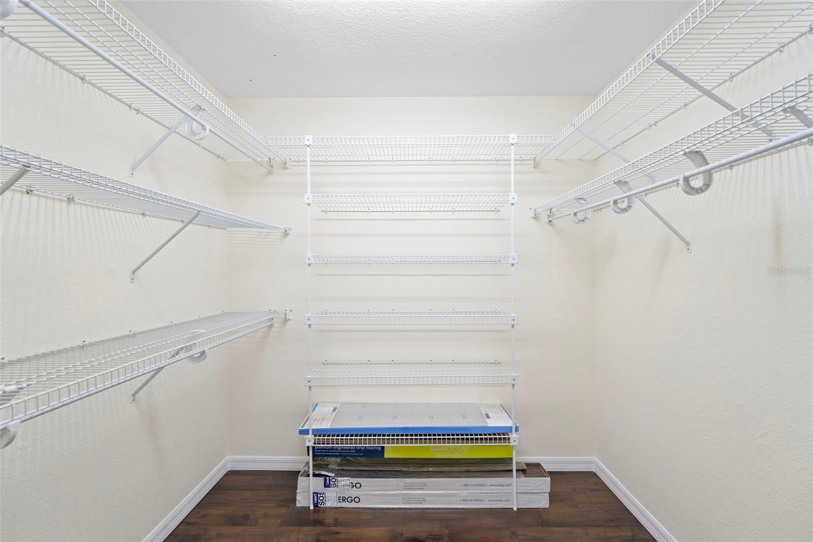 Image 19 of 52 For 2053 Bond Road