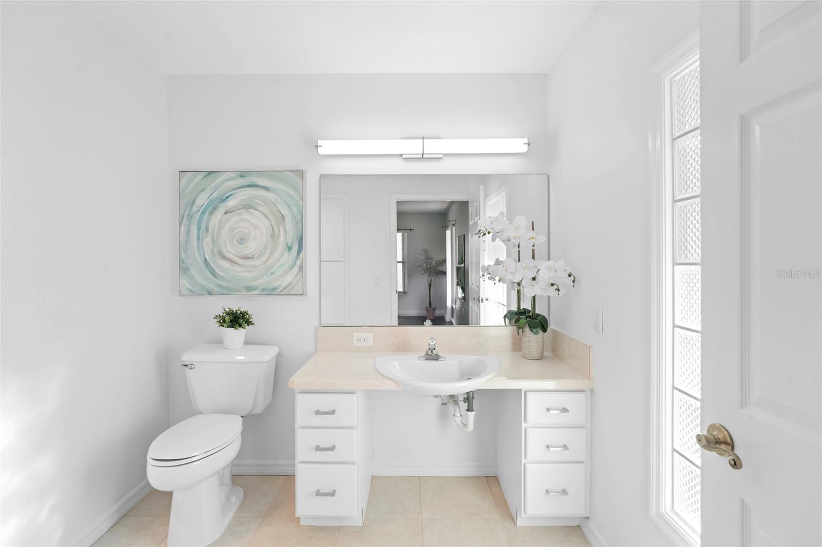 Image 20 of 52 For 2053 Bond Road