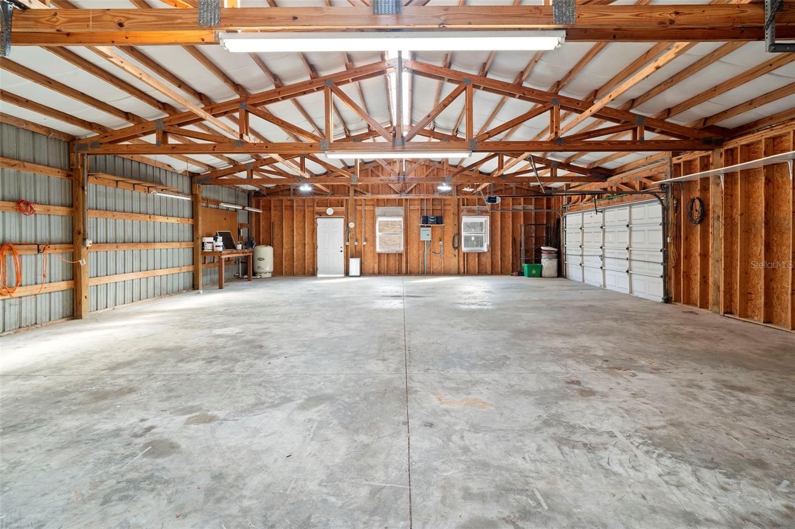 Image 36 of 52 For 2053 Bond Road