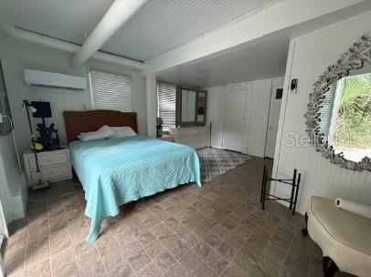 Image 12 of 23 For 350 Desoto Avenue