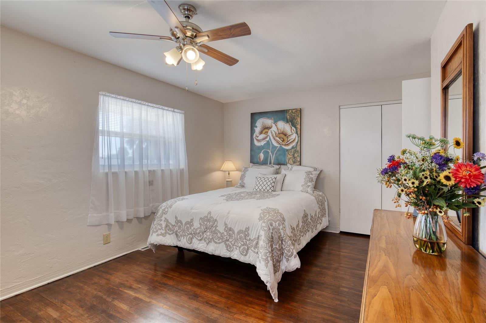 Image 17 of 41 For 6 Eucalyptus Circle