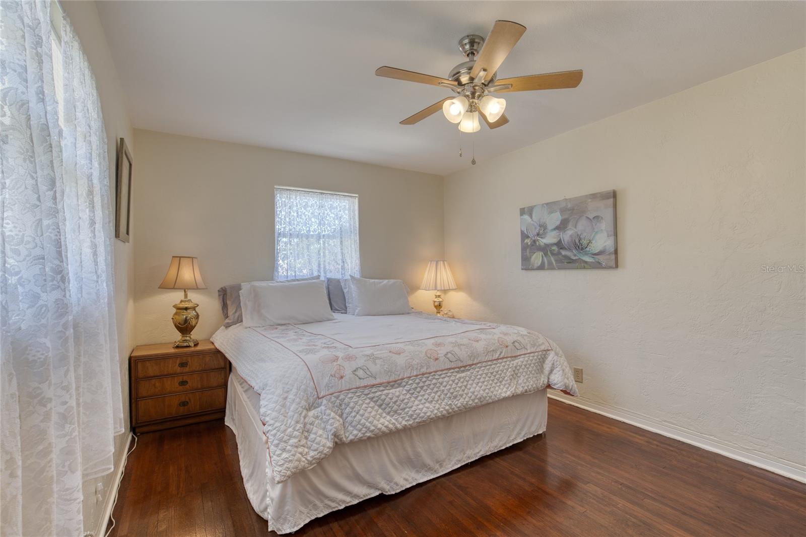 Image 22 of 41 For 6 Eucalyptus Circle