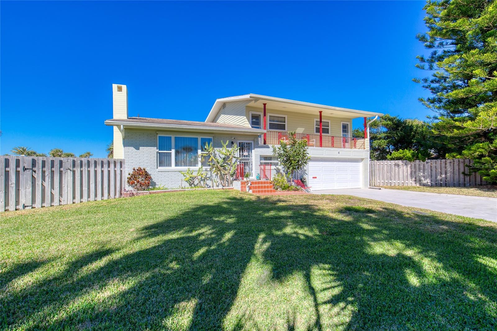 Image 3 of 41 For 6 Eucalyptus Circle