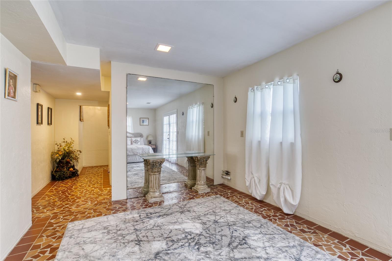 Image 30 of 41 For 6 Eucalyptus Circle