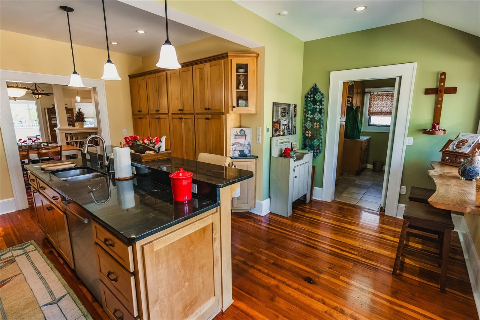 Image 10 of 38 For 511 Minnesota Avenue