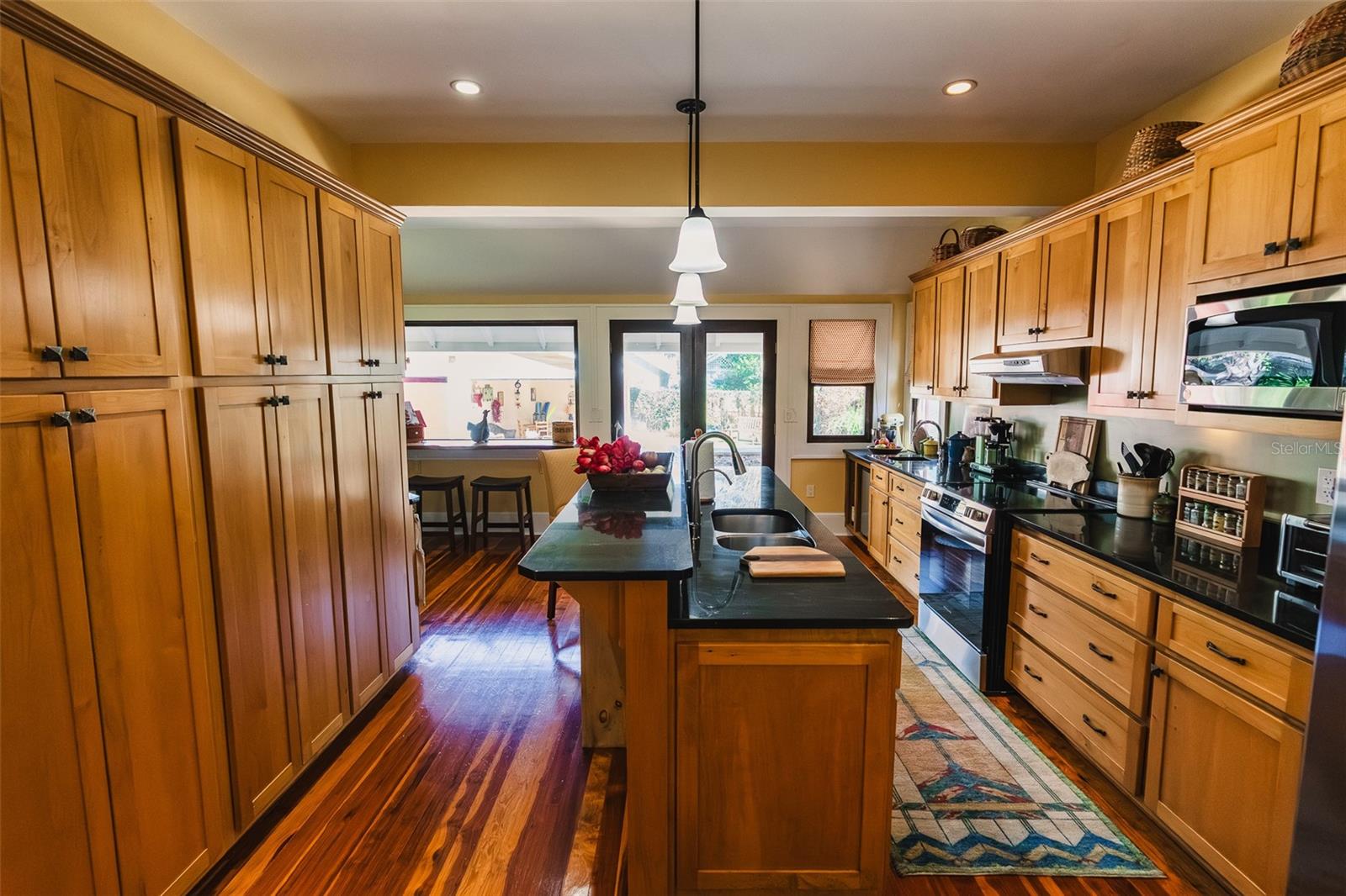 Image 9 of 38 For 511 Minnesota Avenue