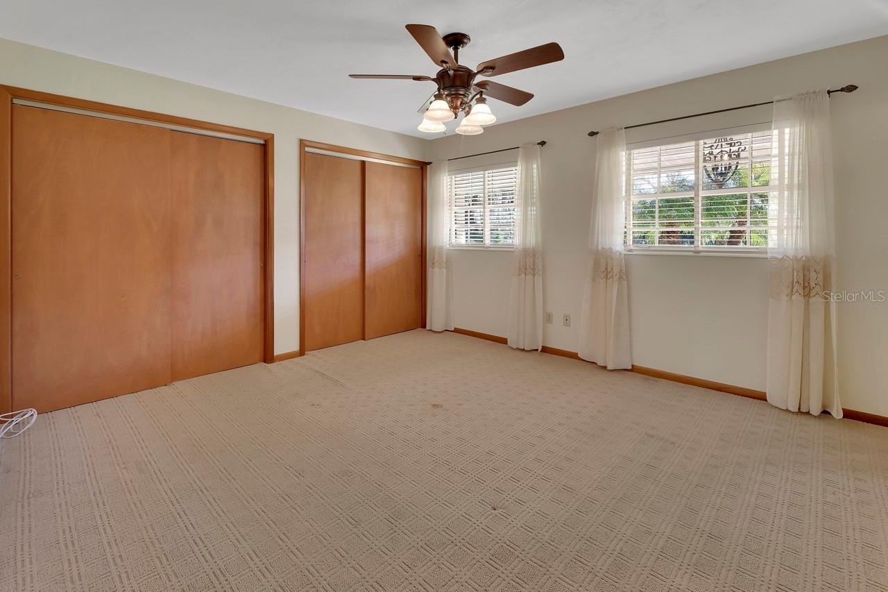 Image 14 of 43 For 2240 Clara Avenue