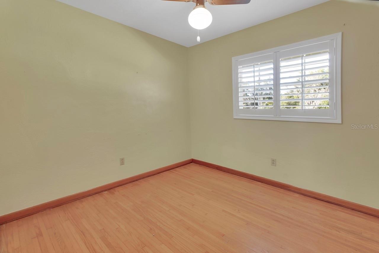 Image 21 of 43 For 2240 Clara Avenue