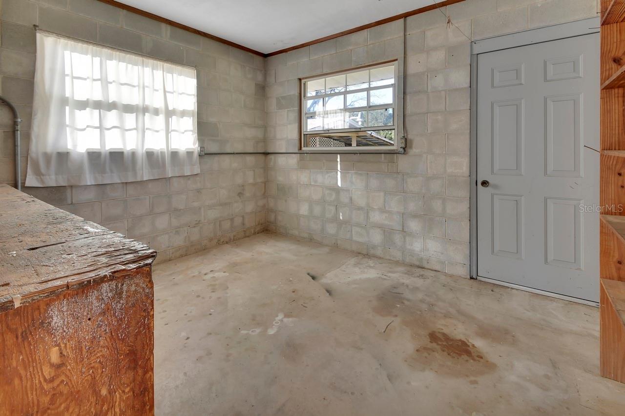 Image 25 of 43 For 2240 Clara Avenue