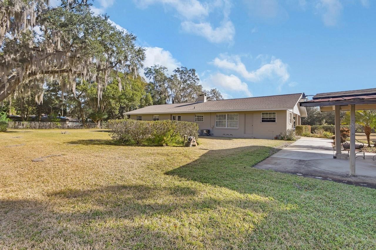 Image 35 of 43 For 2240 Clara Avenue