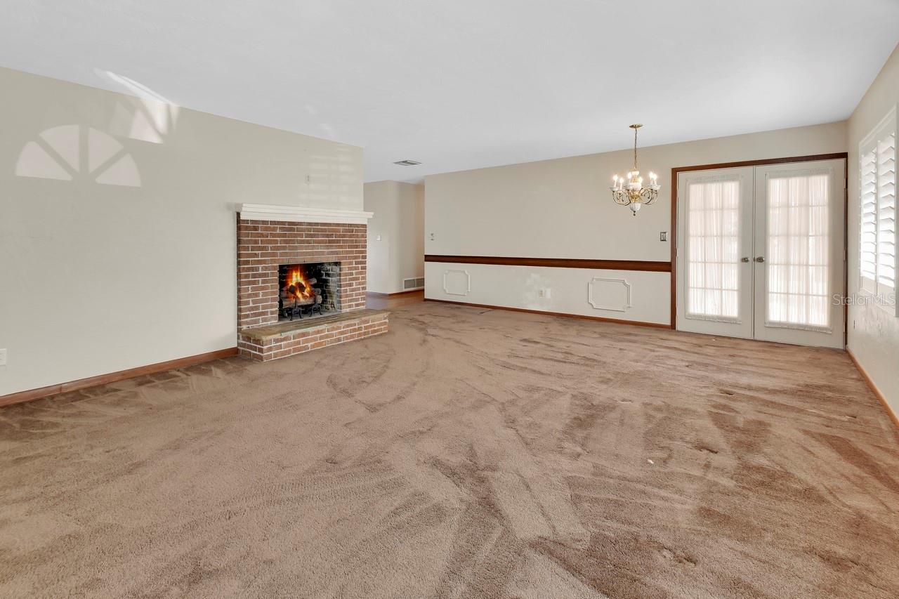 Image 5 of 43 For 2240 Clara Avenue