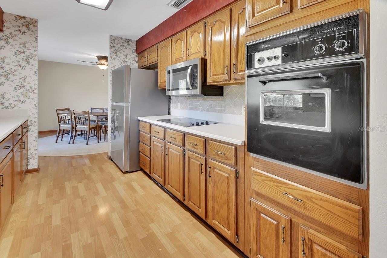 Image 7 of 43 For 2240 Clara Avenue