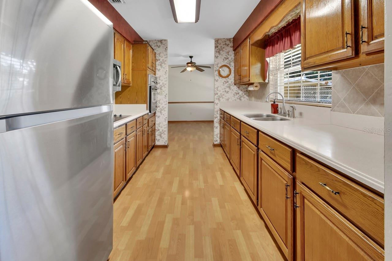 Image 9 of 43 For 2240 Clara Avenue