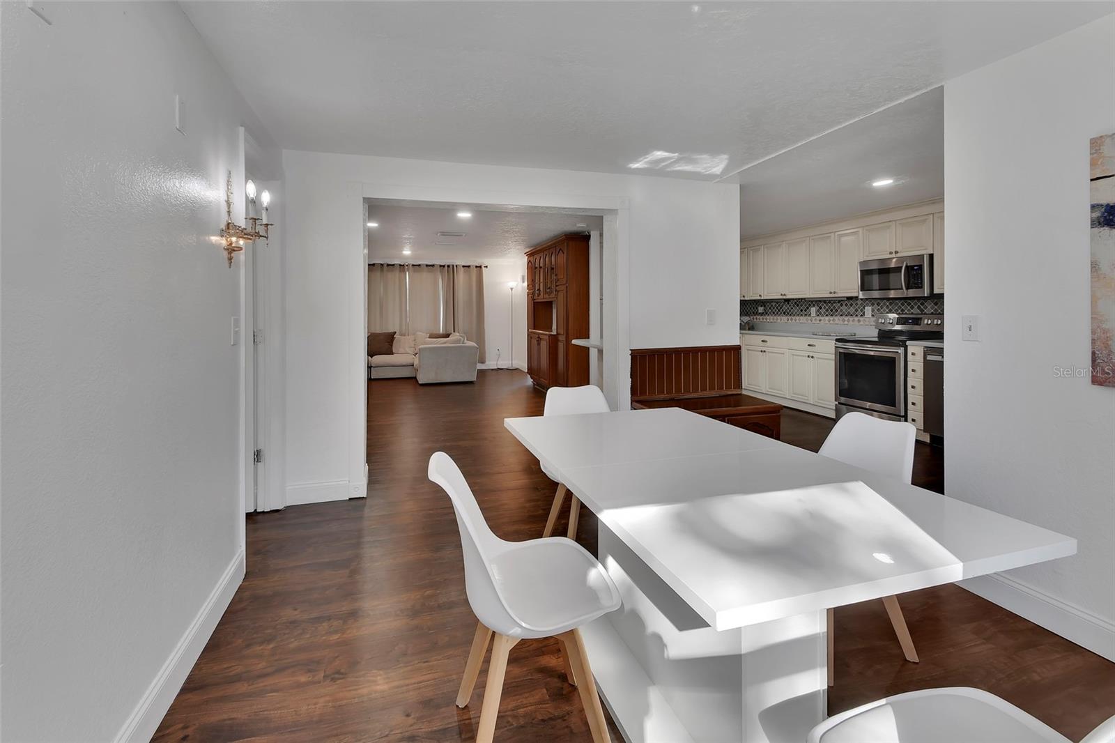 Image 17 of 41 For 115 Juan Road