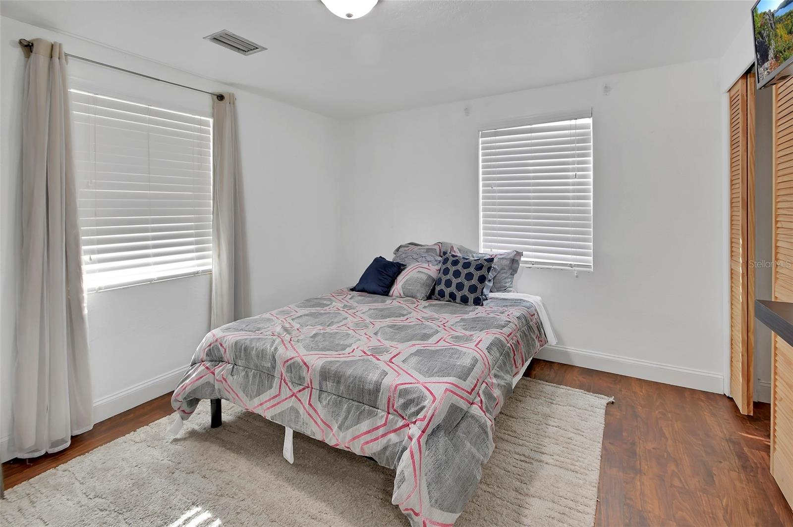 Image 18 of 41 For 115 Juan Road