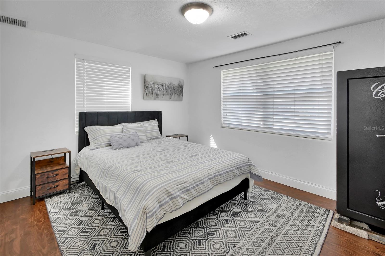 Image 21 of 41 For 115 Juan Road