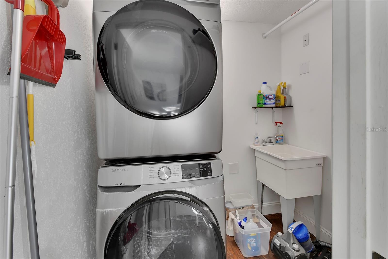 Image 27 of 41 For 115 Juan Road