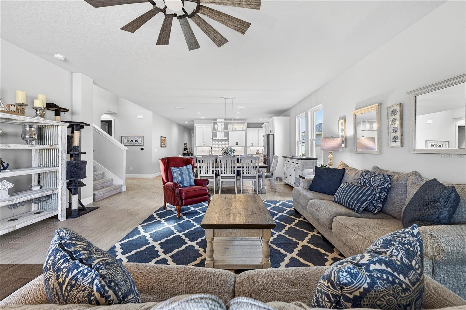 Image 17 of 64 For 6203 Fallsgrove Lane