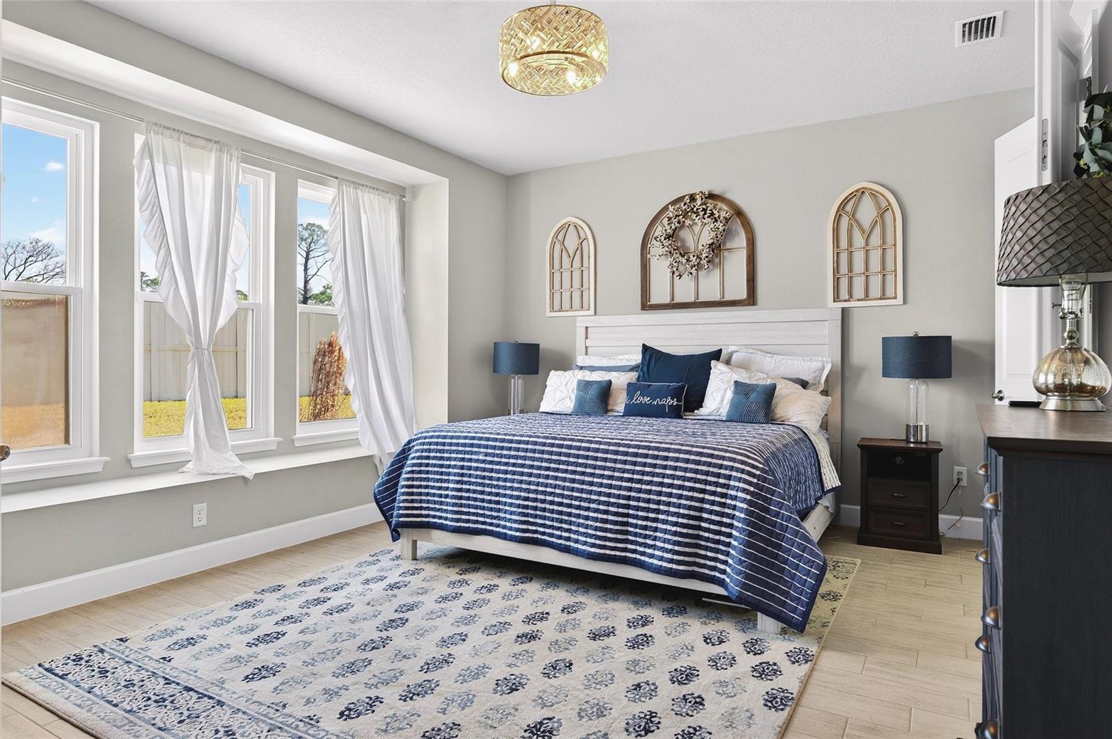 Image 21 of 64 For 6203 Fallsgrove Lane