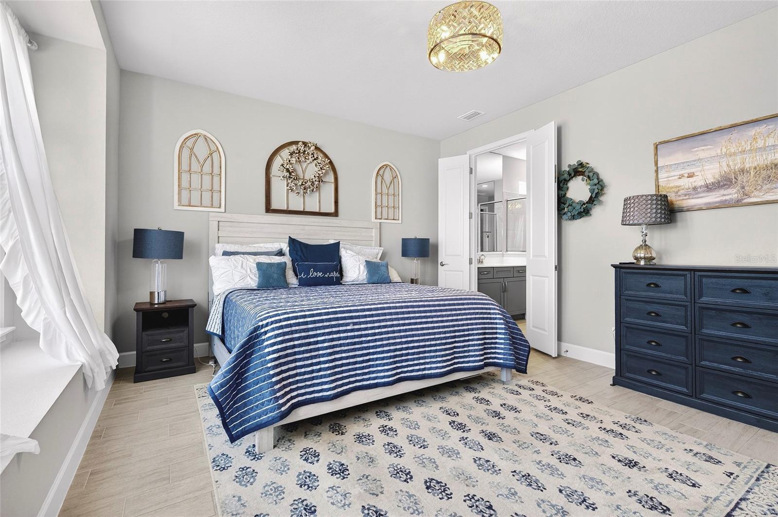 Image 23 of 64 For 6203 Fallsgrove Lane