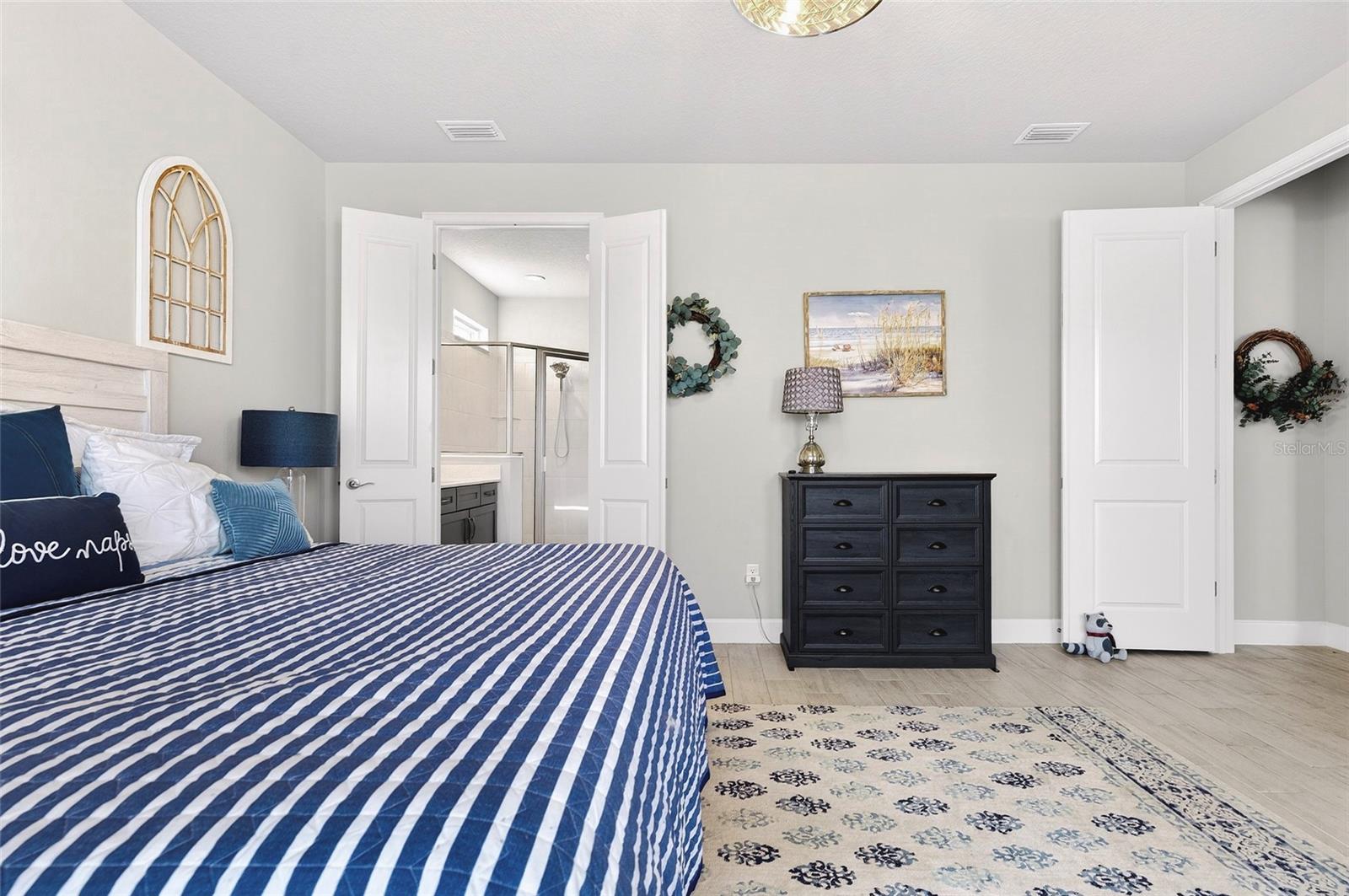 Image 24 of 64 For 6203 Fallsgrove Lane