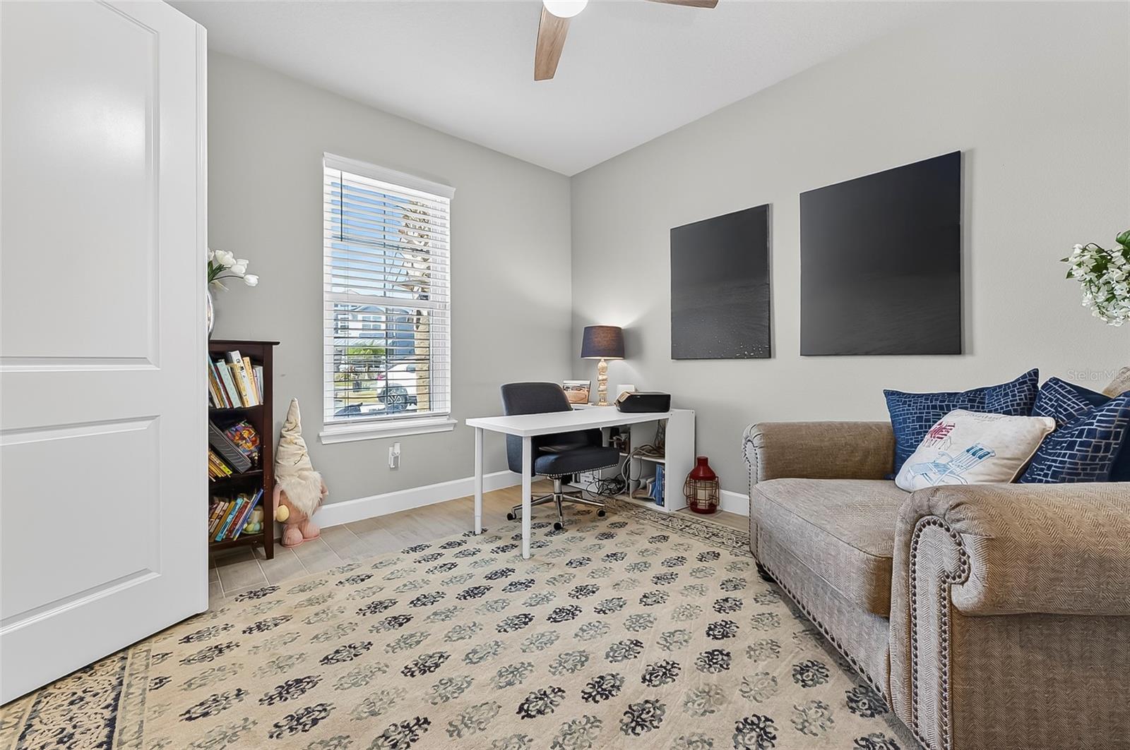 Image 34 of 64 For 6203 Fallsgrove Lane