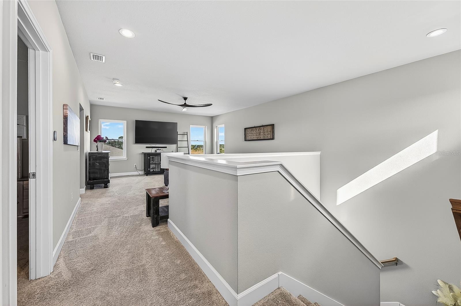 Image 37 of 64 For 6203 Fallsgrove Lane