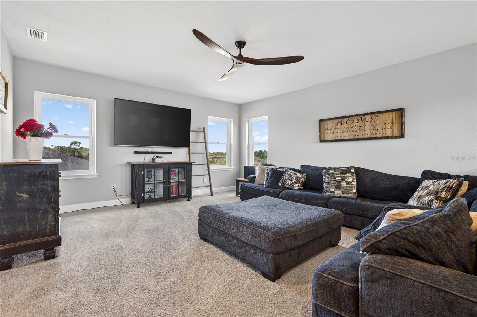 Image 38 of 64 For 6203 Fallsgrove Lane