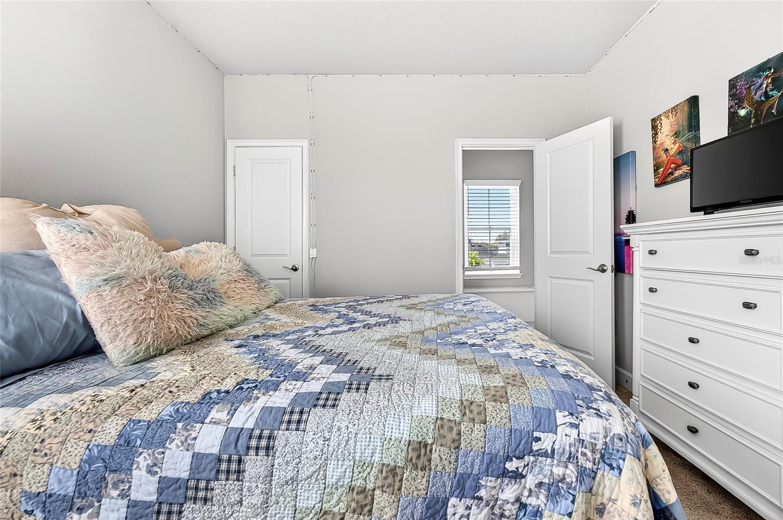 Image 45 of 64 For 6203 Fallsgrove Lane