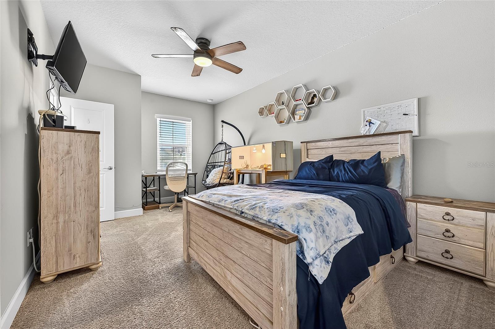 Image 50 of 64 For 6203 Fallsgrove Lane