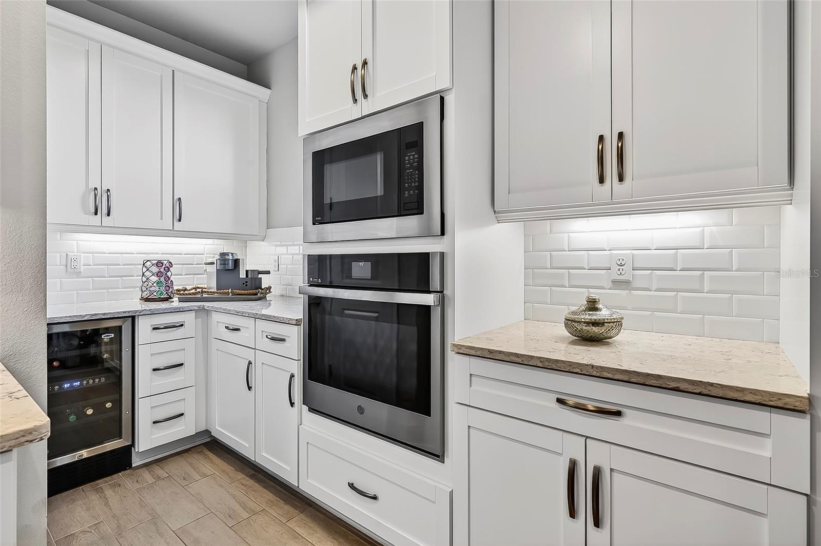 Image 9 of 64 For 6203 Fallsgrove Lane