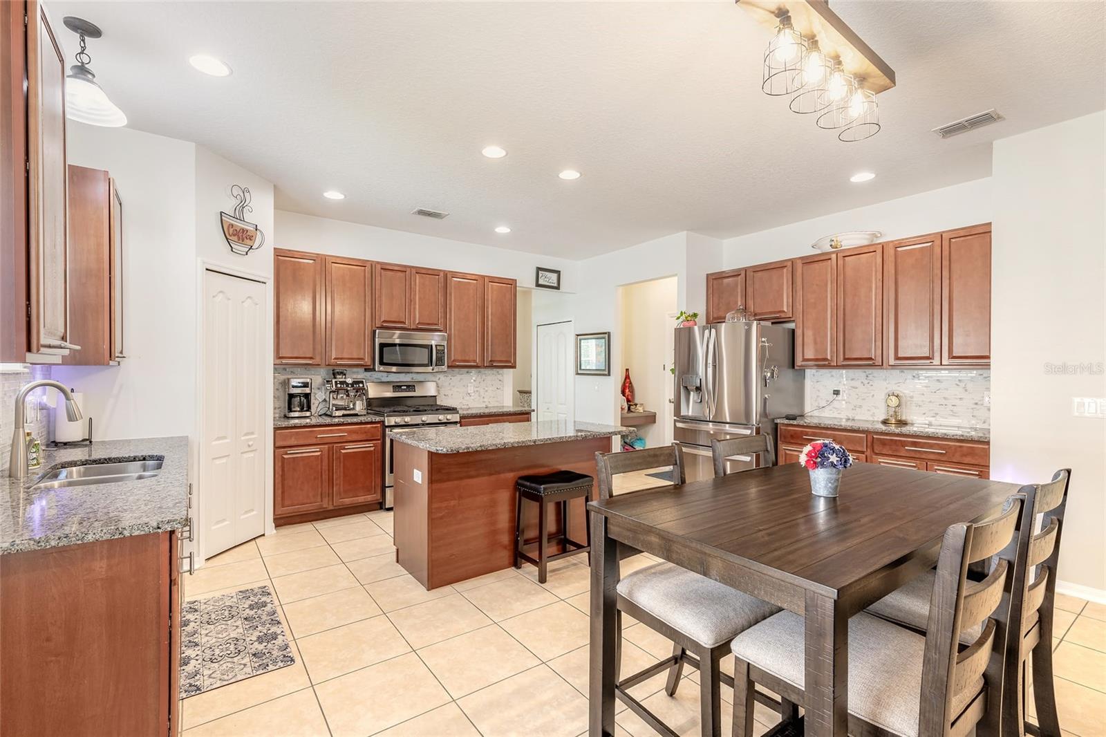 Image 13 of 38 For 3968 Sunset Cove Drive