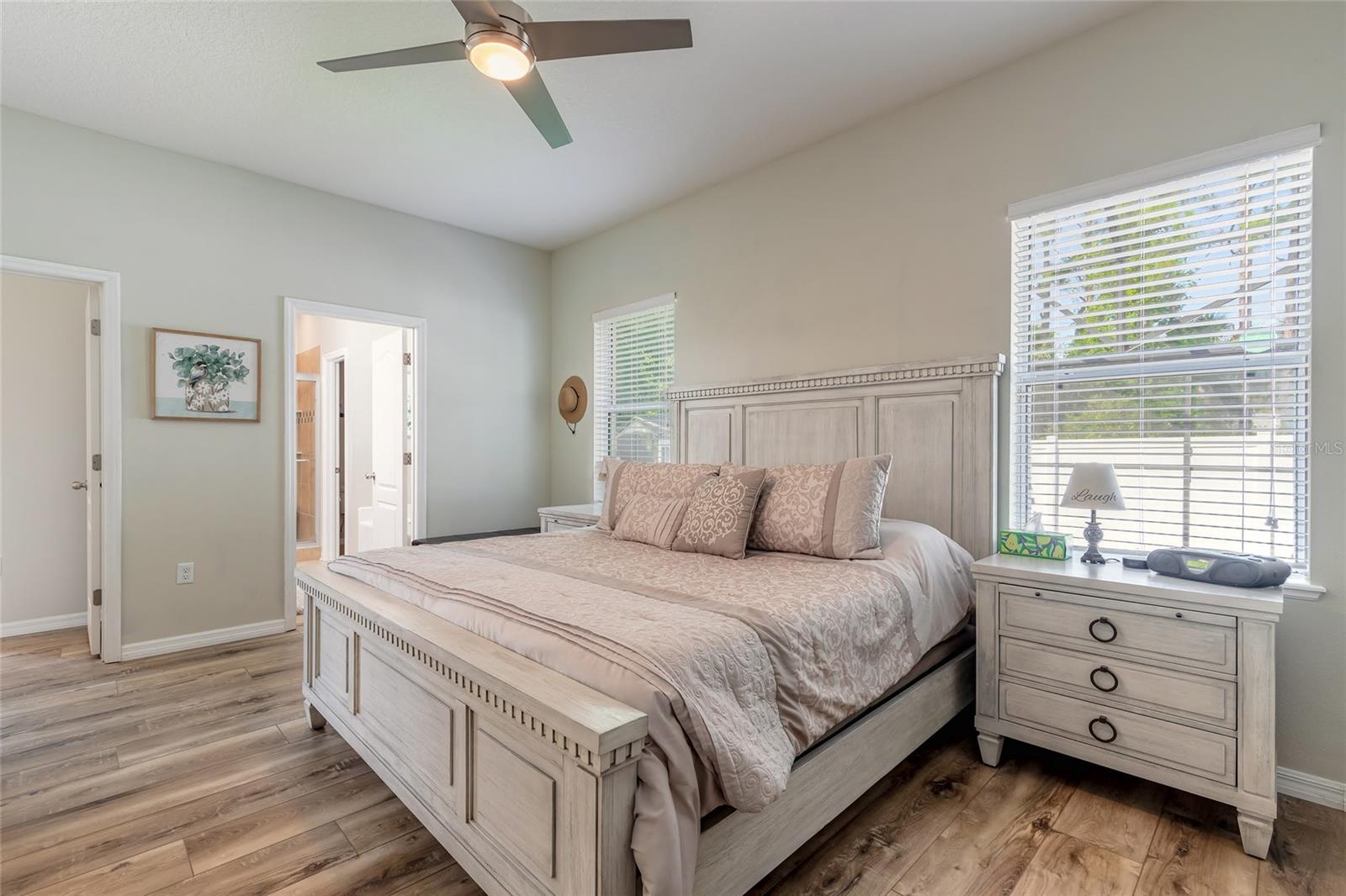 Image 24 of 38 For 3968 Sunset Cove Drive