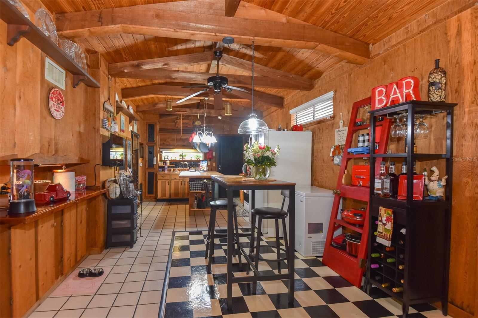 Image 15 of 73 For 1534 Center Avenue