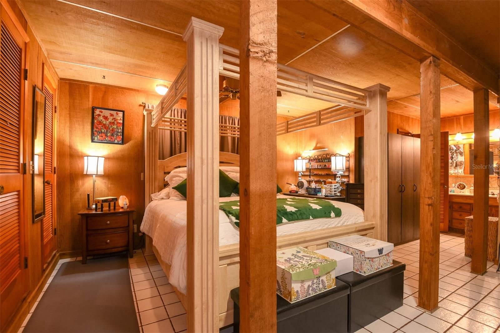 Image 19 of 73 For 1534 Center Avenue