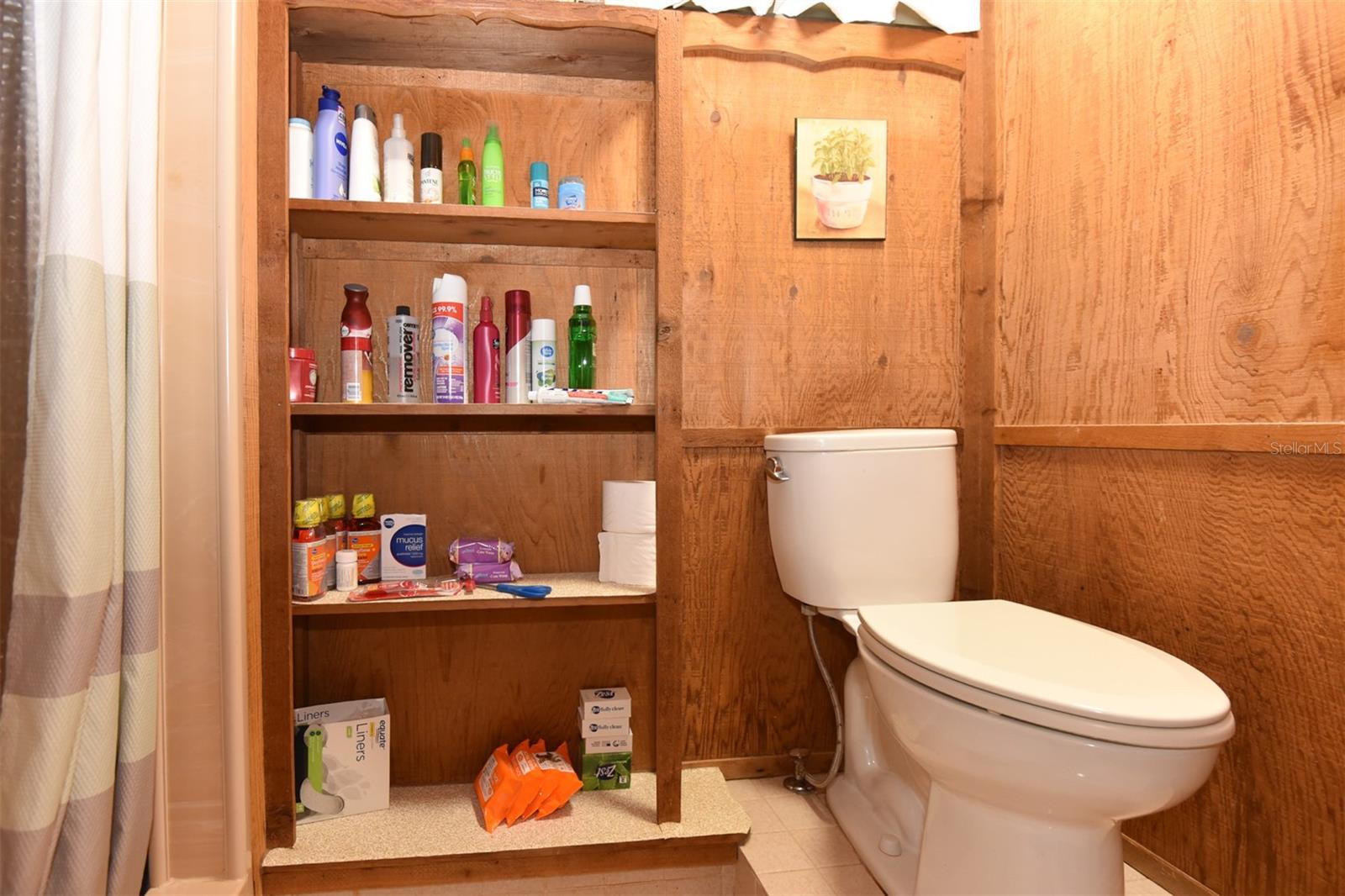 Image 21 of 73 For 1534 Center Avenue