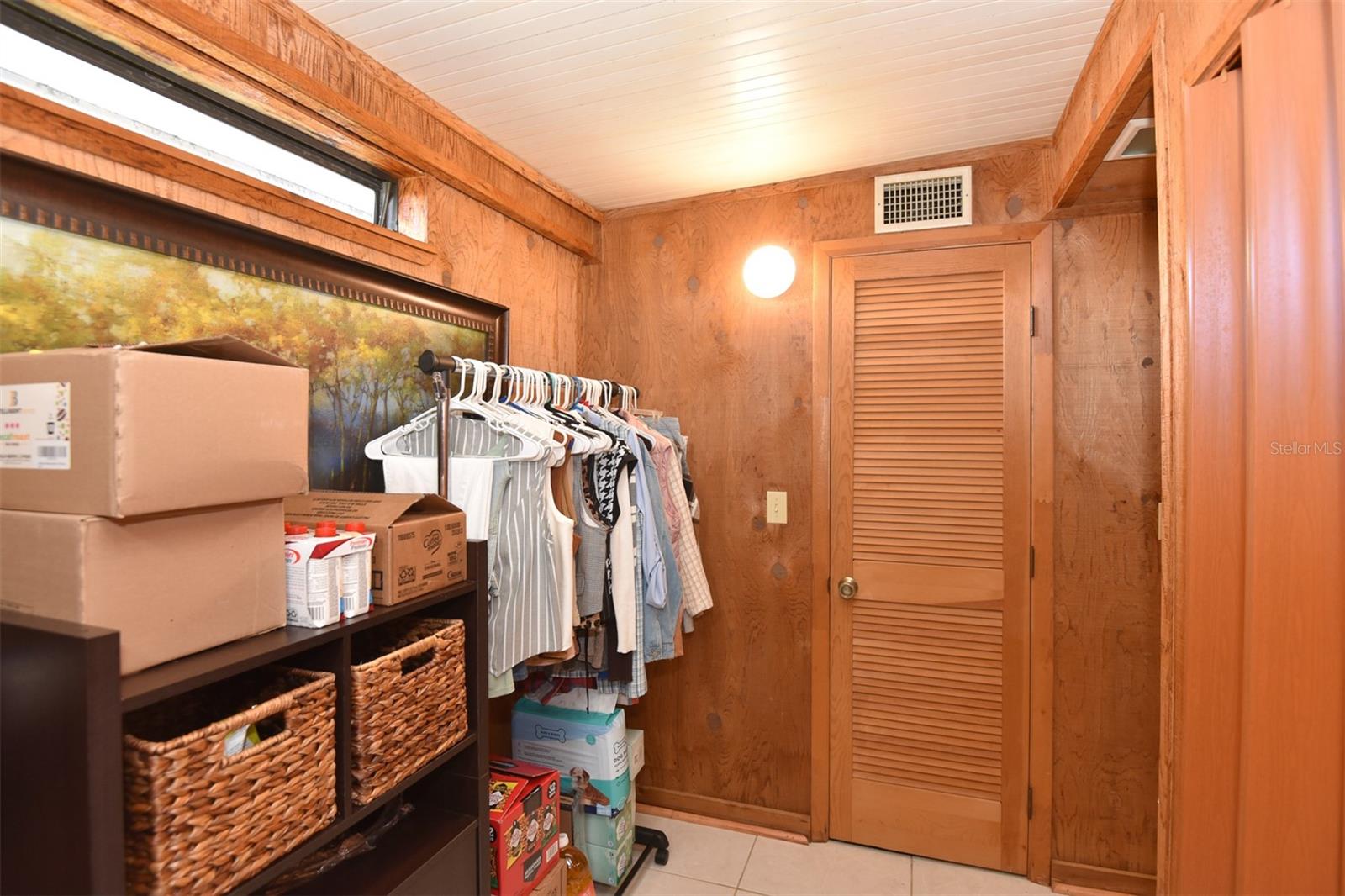 Image 29 of 73 For 1534 Center Avenue