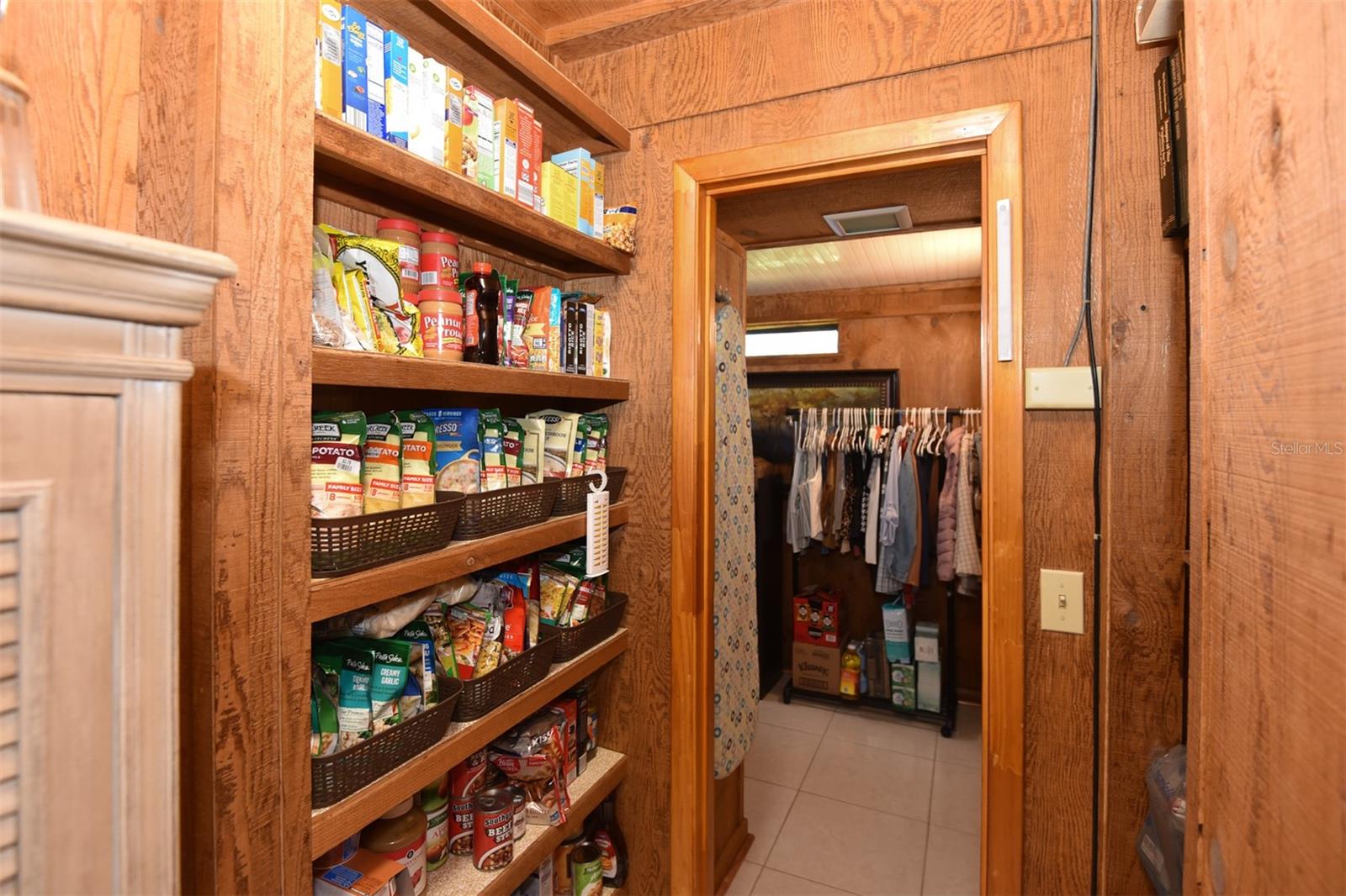 Image 34 of 73 For 1534 Center Avenue