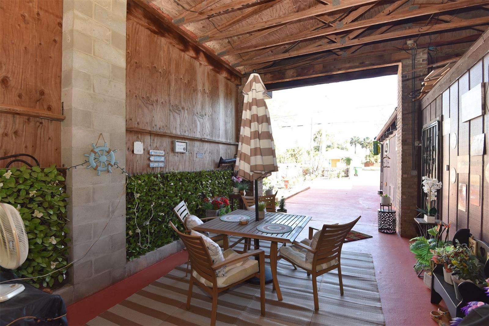 Image 39 of 73 For 1534 Center Avenue