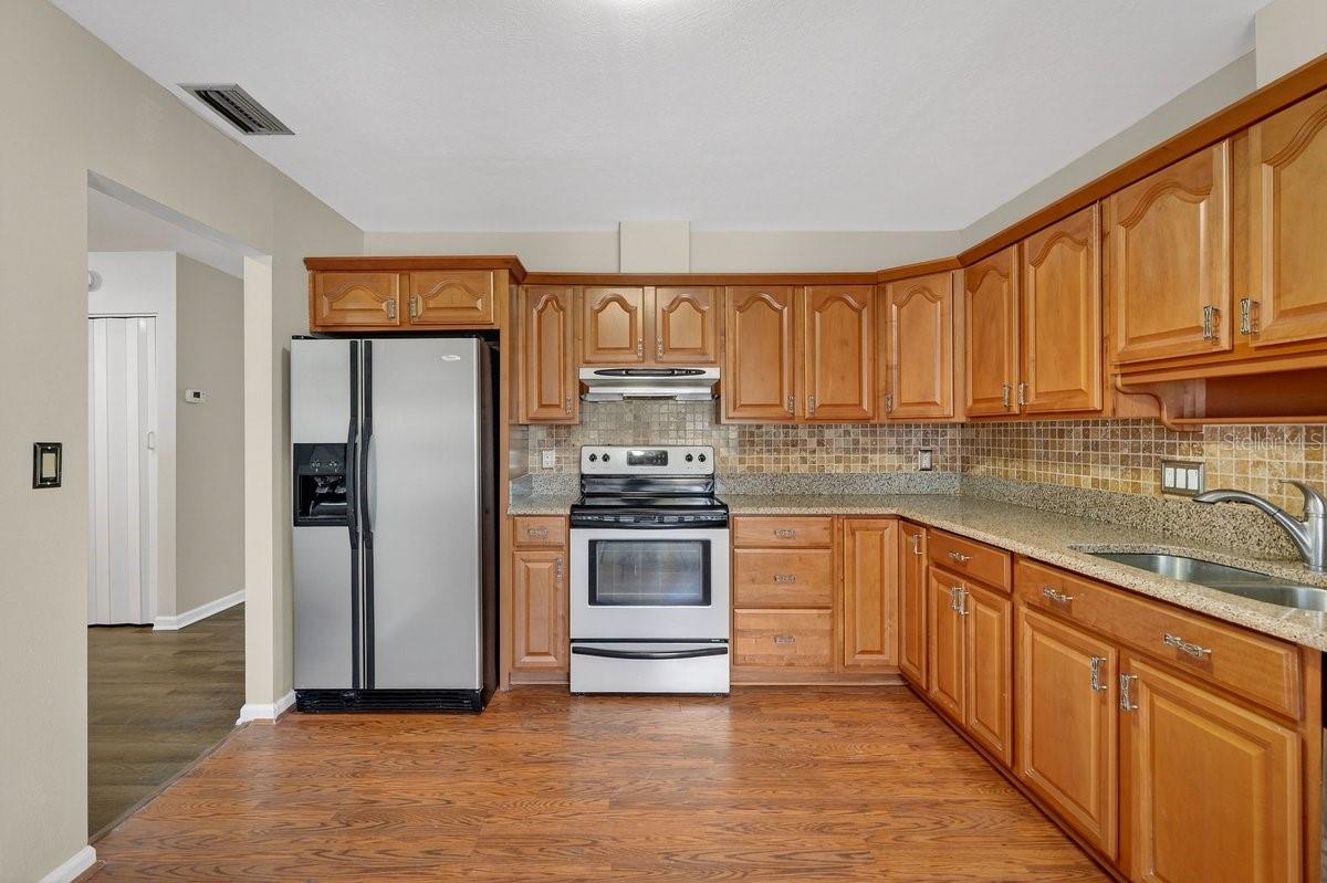 Image 16 of 45 For 103 Golf Club Drive