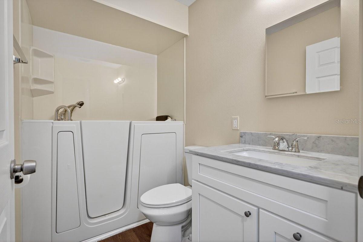 Image 22 of 45 For 103 Golf Club Drive