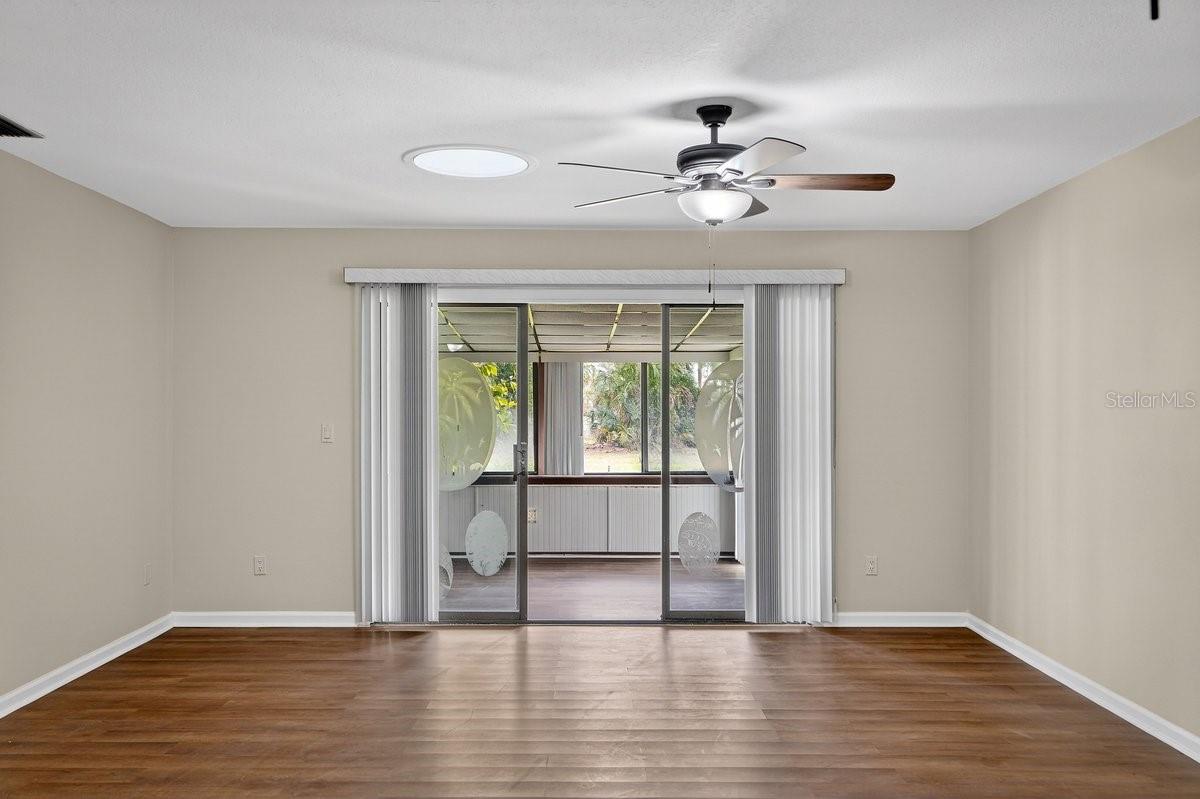 Image 9 of 45 For 103 Golf Club Drive